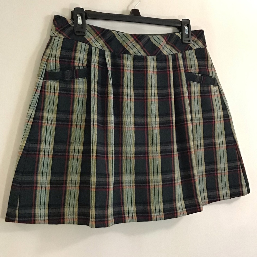 Plaid Mini Skirt w/ Front Pockets